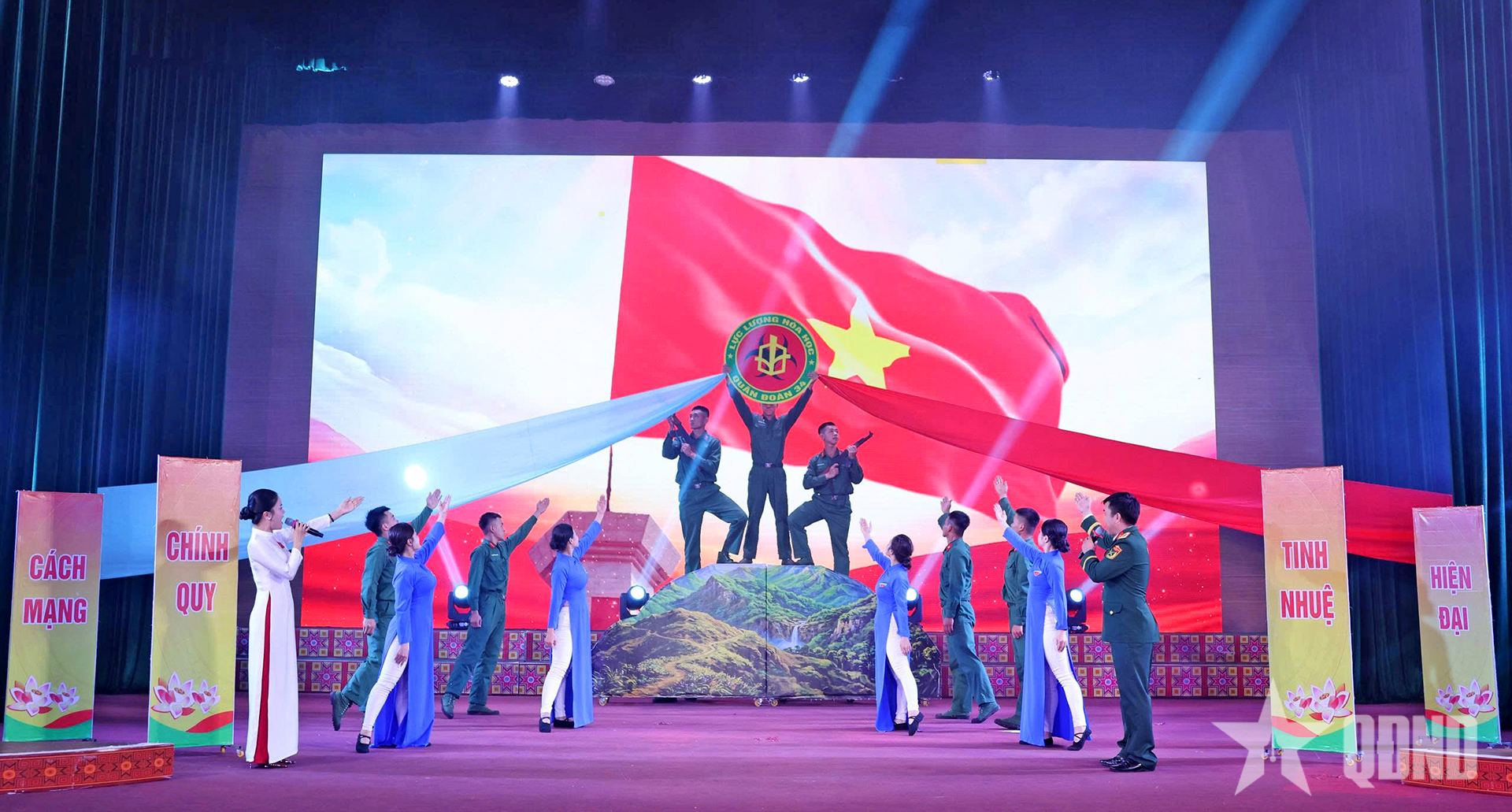 Bộ Tham mưu (Quân đoàn 34) tổ chức hội thi Thủ lĩnh Đoàn tiên phong quyết thắng